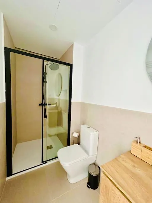 Luz Y Tranquilidad En Madrid Apartment
